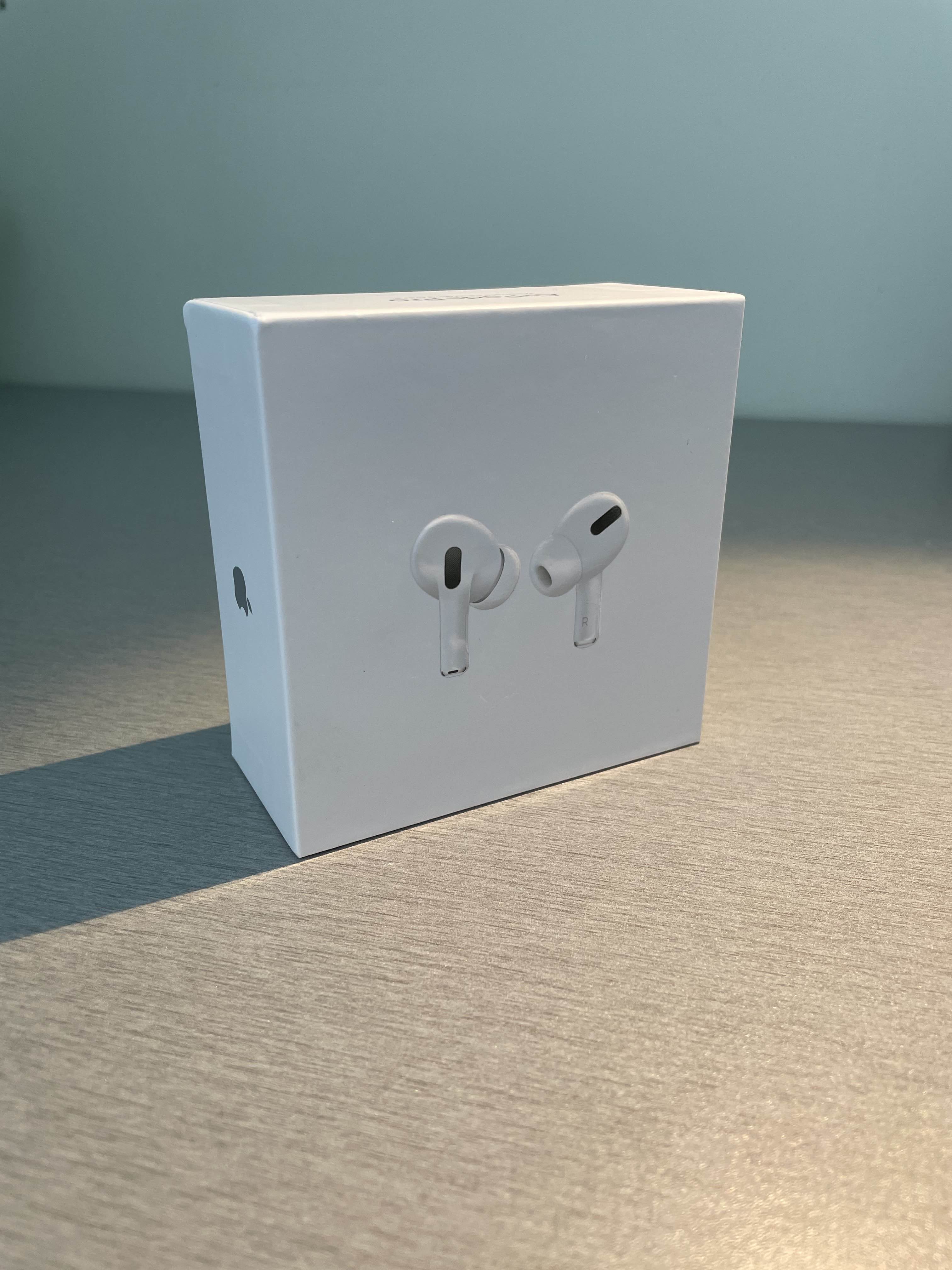 AIRPODS PRO